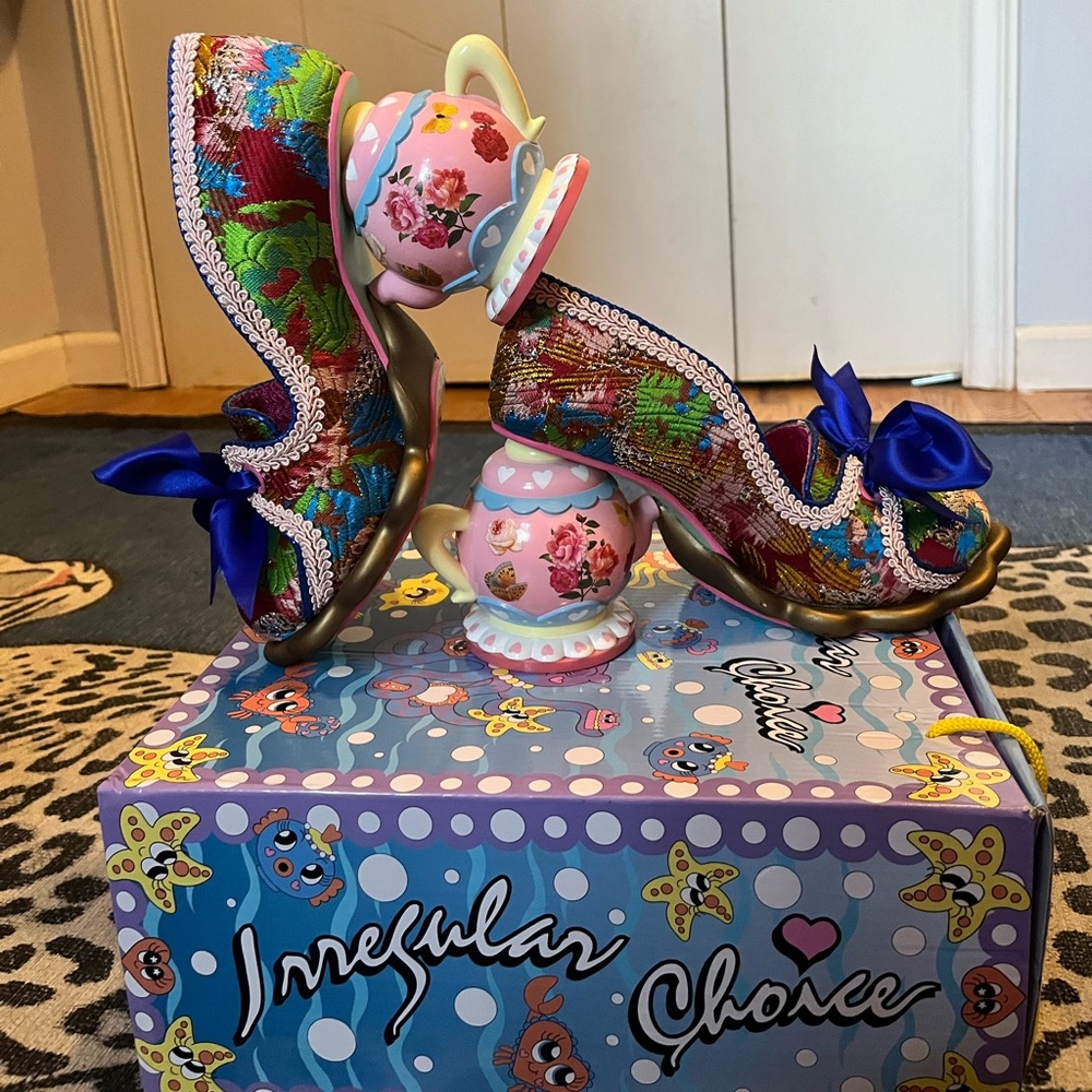 Irregular Choice teapot heels - Elevenses - blue color way - New with Box !